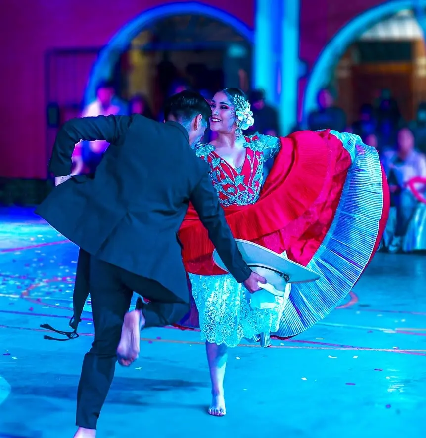 Festidanza secundaria colegio María de las Mercedes