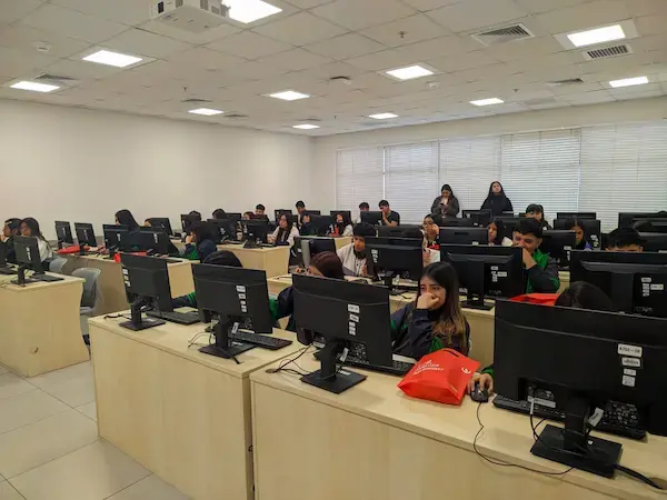 Acompañamos a tu hijo en cada etapa de primaria