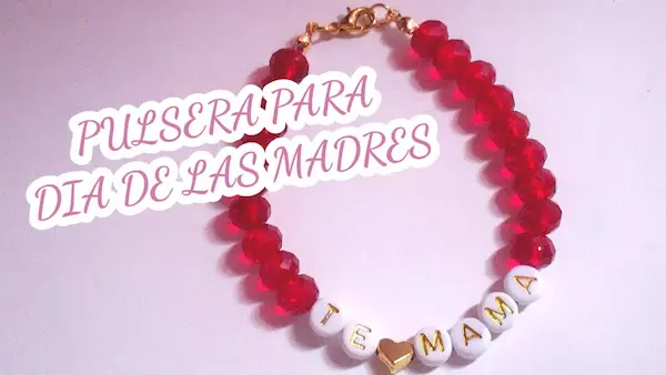 Pulsera hecha a mano para mamá
